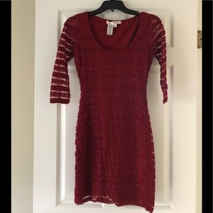 MAX STUDIO Red Stretch Lace Bodycon Dress